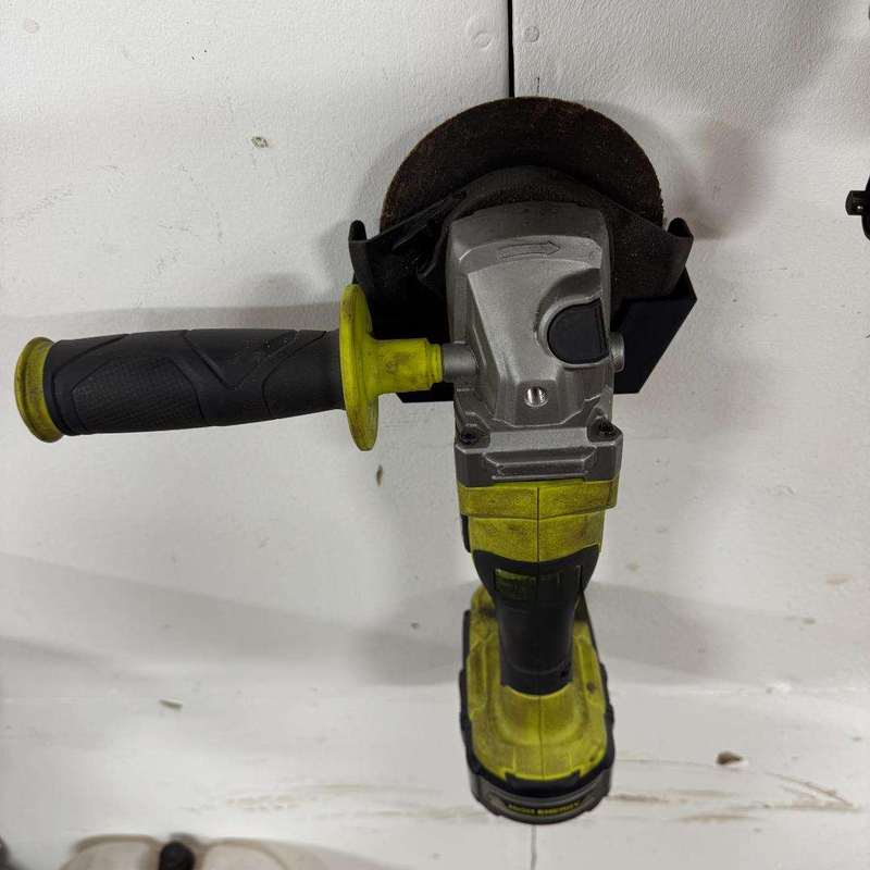 アングルグラインダー用壁掛けブラケット 金属製電動工具ハンガ - Workshop Tools Hanger のレビューと価格